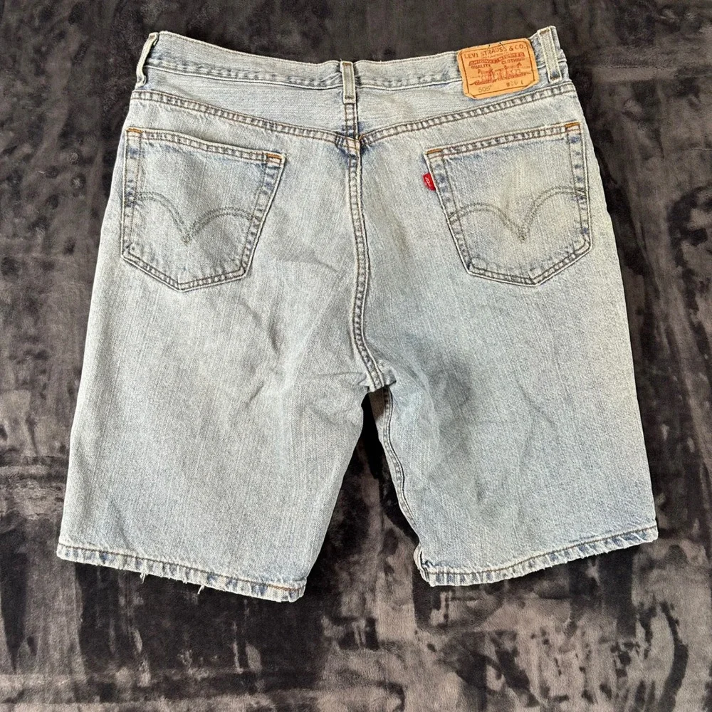 Levi's 505 Denim Shorts Mens W36 Light Blue Distressed Regular Fit